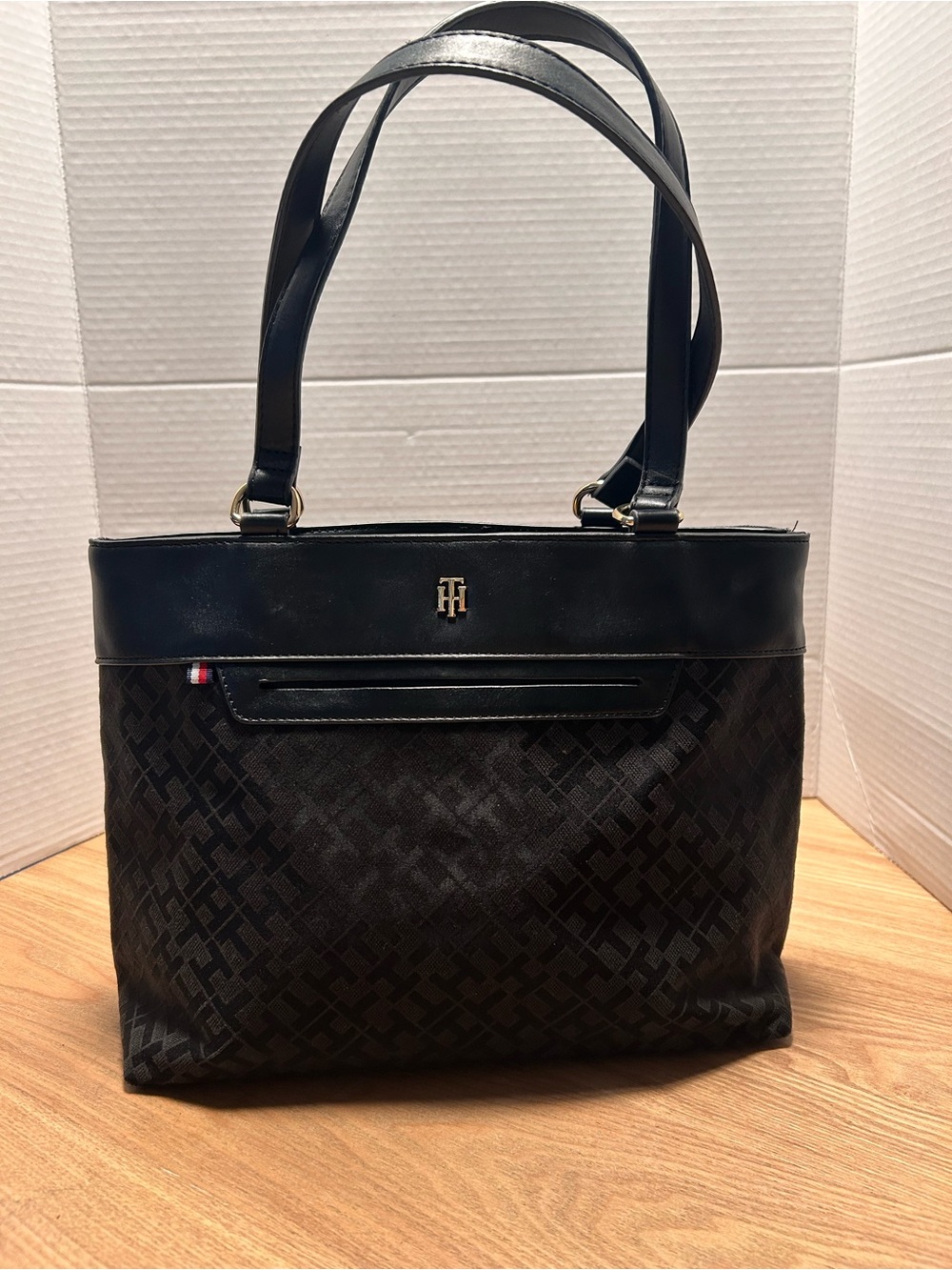 Tommy Hilfiger Black Signature Tote with Gold Tone Hardware